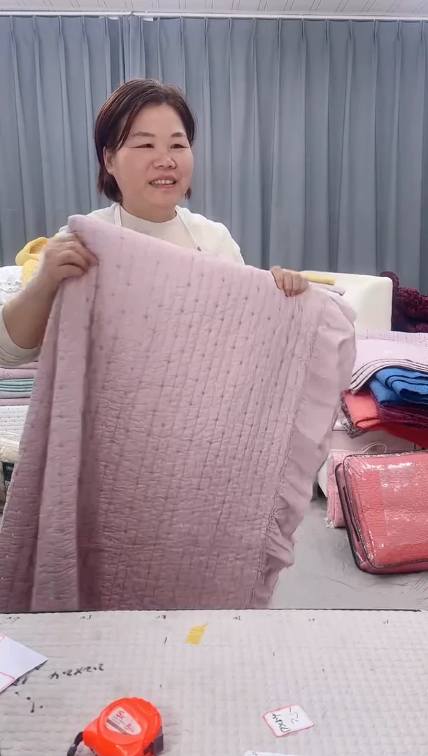 棉2.4*2.6香芋米粒绣纯棉床盖