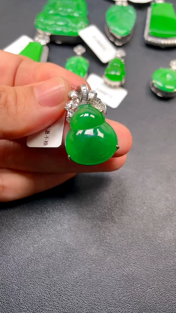 吊坠(不含链)银S925镶嵌翡翠吊坠