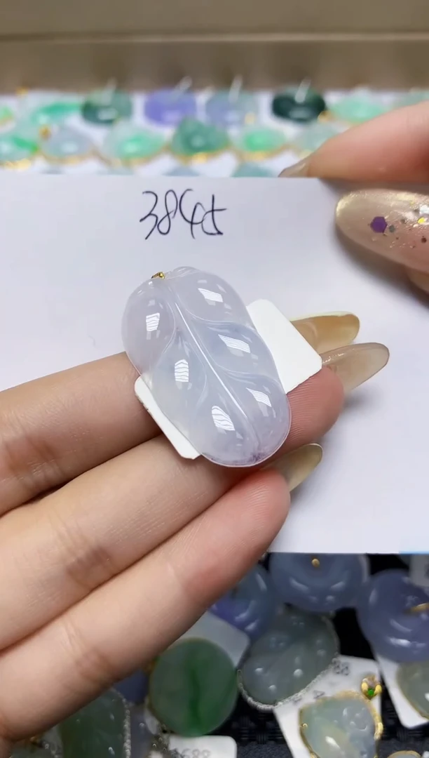 翡翠挂件18K金镶嵌天然翡翠A货