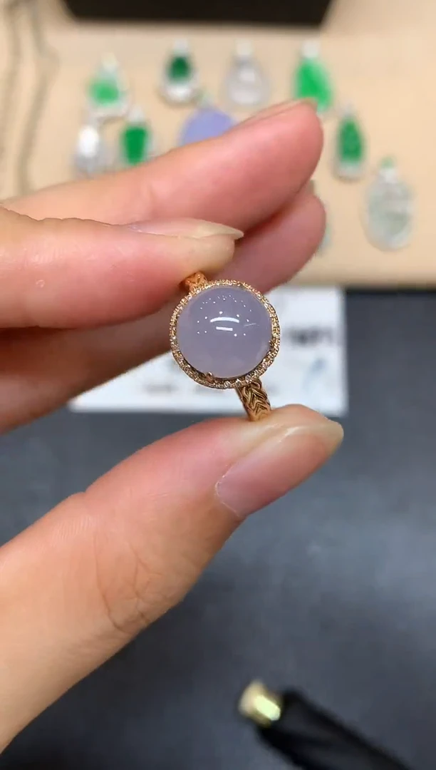 18K金镶嵌戒指翡翠蛋面【无服务费