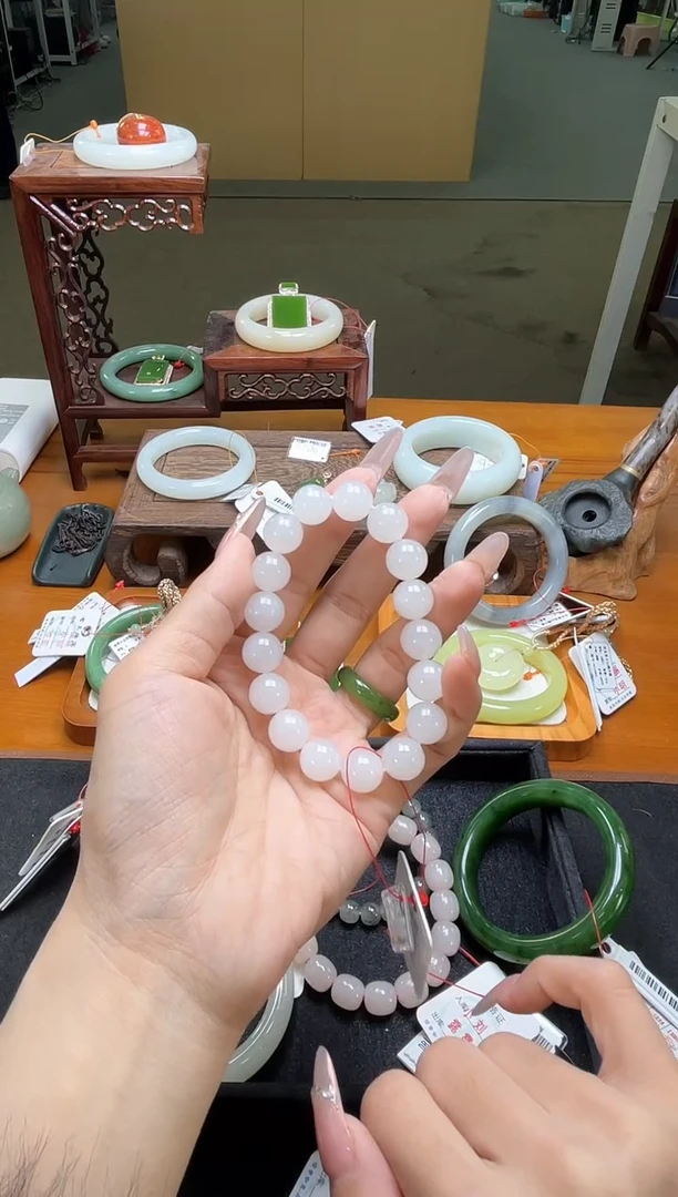 未镶嵌手串和田玉卡12青海野牛沟白玉 圆珠 多样性发一