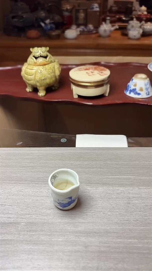 谢谢老板，回流产品有磨损正常，谨慎买！