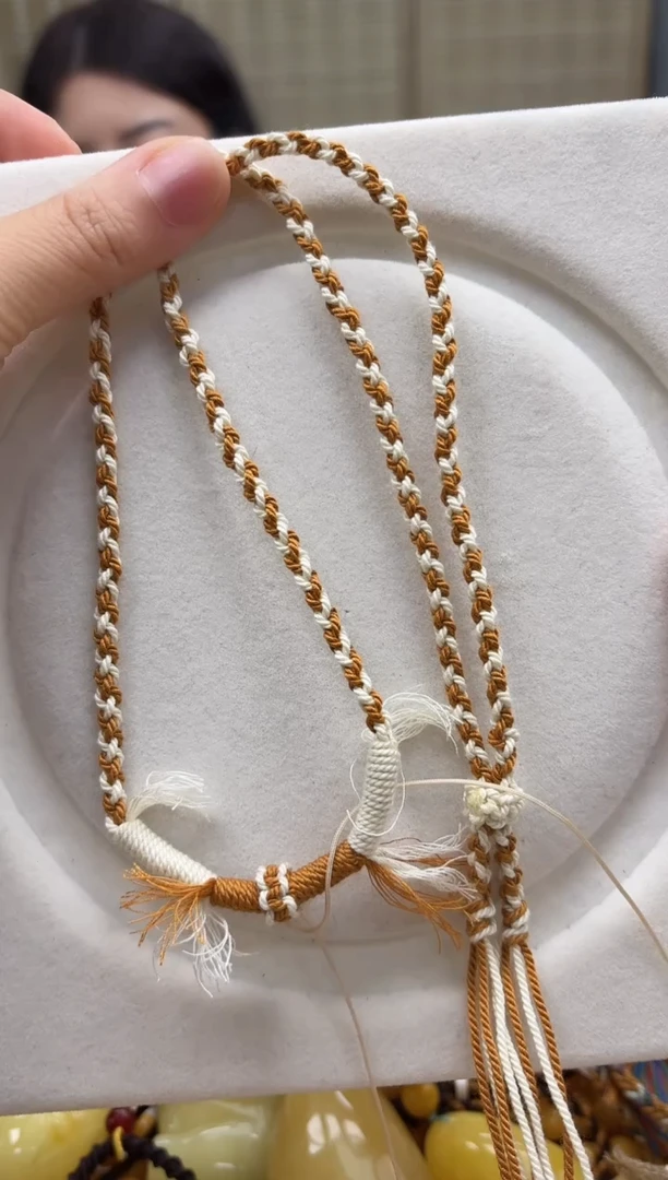 未镶嵌琥珀裸石爱****牙如图