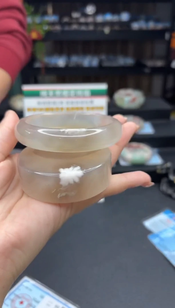 【闪购商品】石英质玉手镯未镶嵌623（65圈赠送镯心）