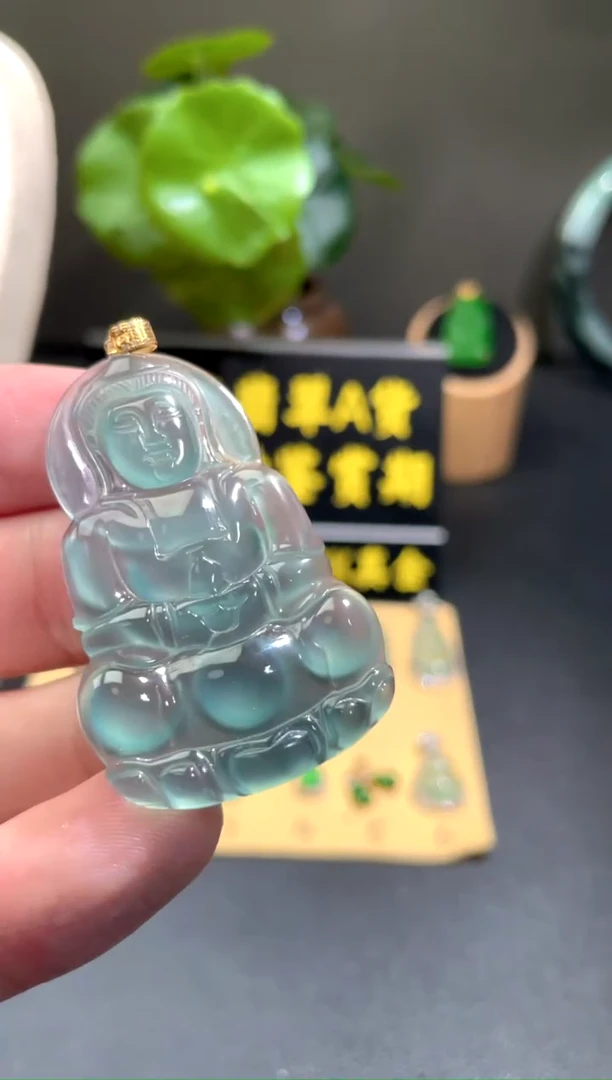 颈饰18K金镶嵌翡翠翡翠A货