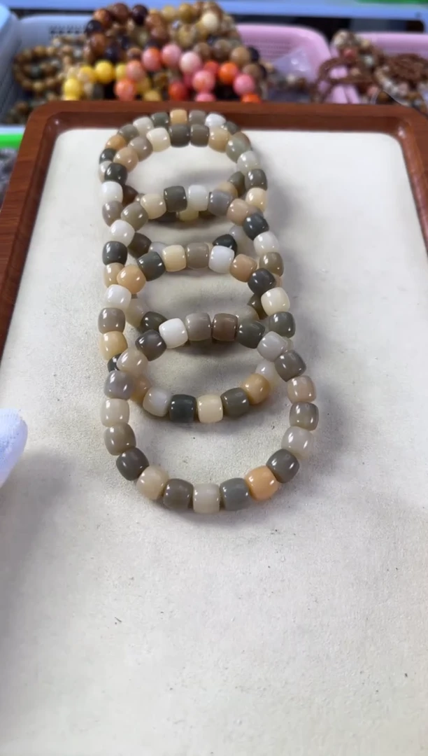 白玉菩提手串11天然多宝小直切