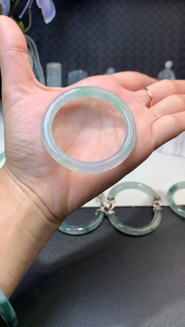 未镶嵌定制翡翠毛货