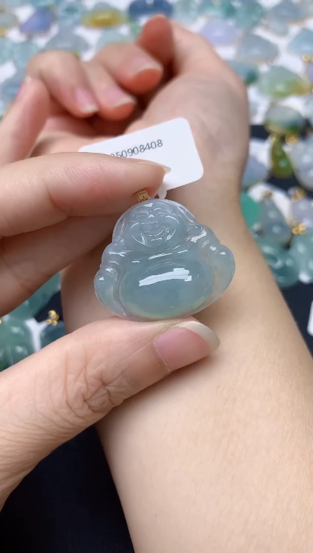 翡翠18K金镶嵌颈饰天然缅甸A货翡翠