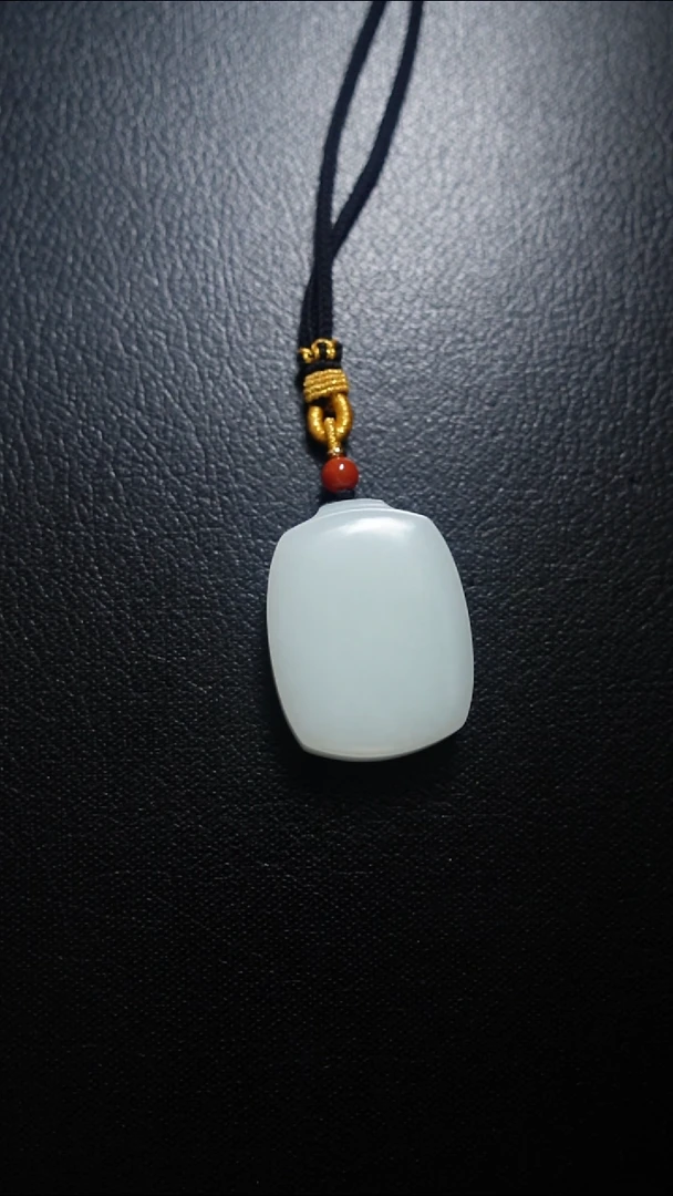 颈饰未镶嵌和田玉无事牌