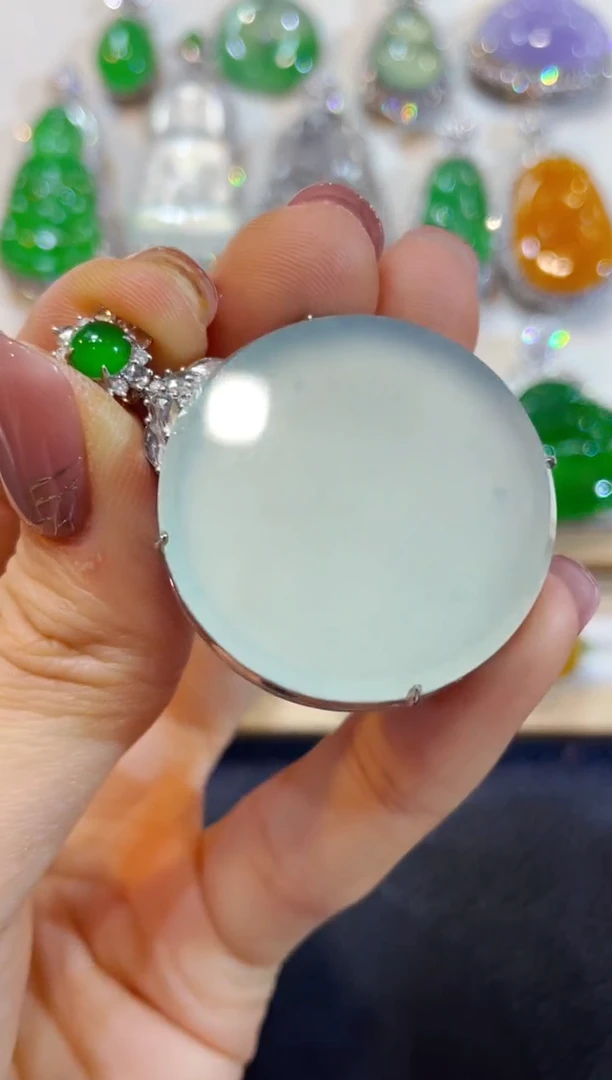 吊坠(不含链)18K金镶嵌翡翠团购53