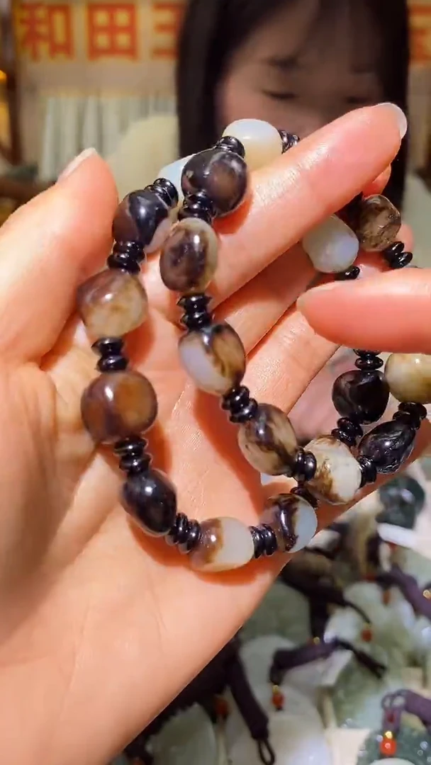 未镶嵌和田玉把件1