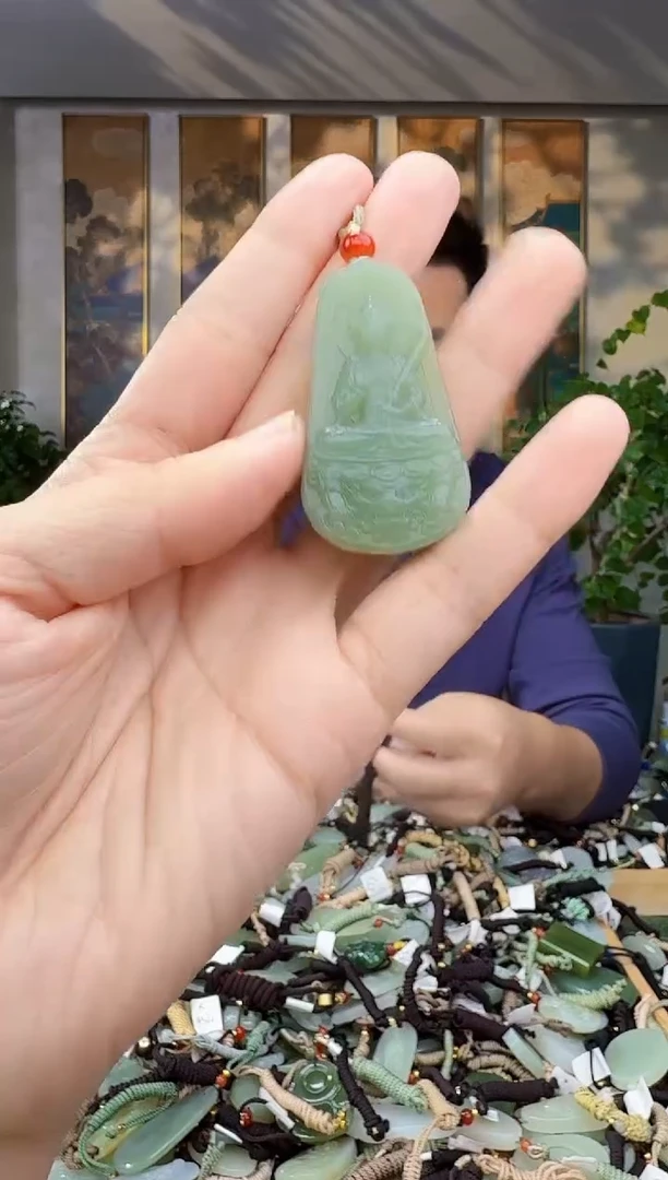 未镶嵌和田玉挂件拍一发一