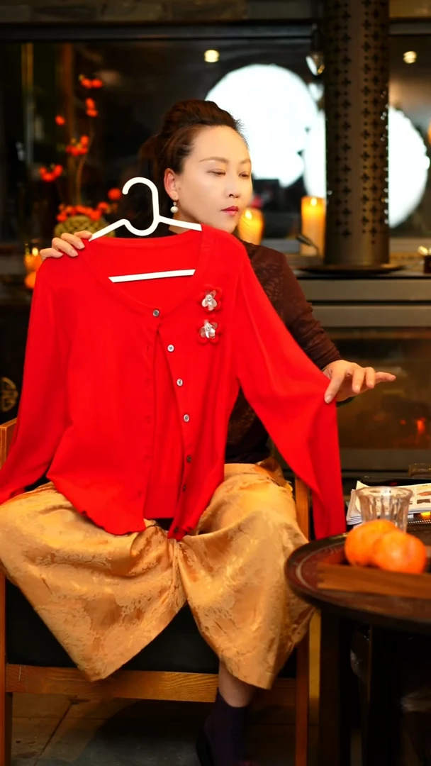 绯棠绯棠红色开衫 均码