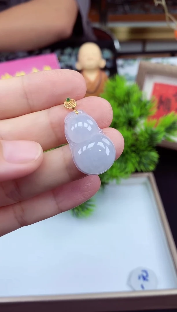 吊坠(不含链)18K金镶嵌翡翠葫芦多样性发其一@@CMT