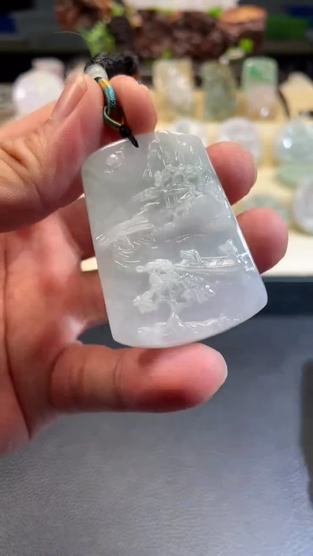 颈饰未镶嵌翡翠8/26/119