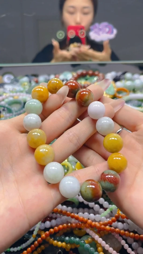 颈饰未镶嵌翡翠13MM/G/翡翠A货，一件也是批发价