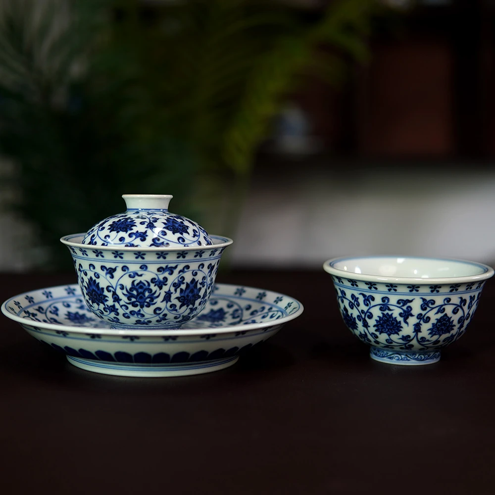明朱成瑞仿明永乐缠枝莲盖碗壶承压手杯