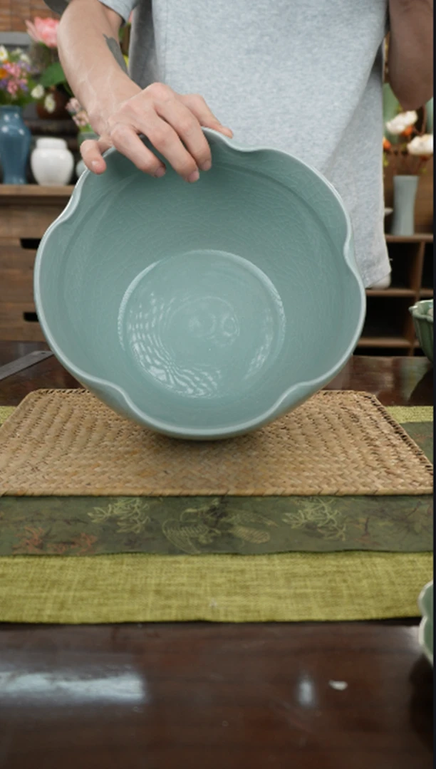 【闪购商品】粉青五瓣花茶渣缸24x14