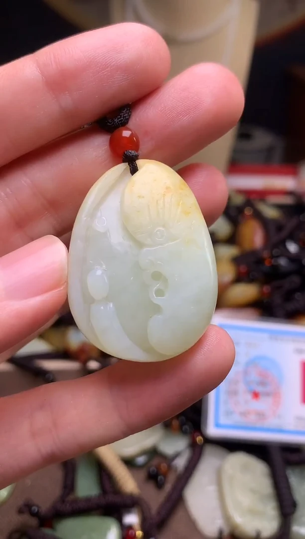 颈饰未镶嵌和田玉新疆料青海料清水和田玉吊坠
