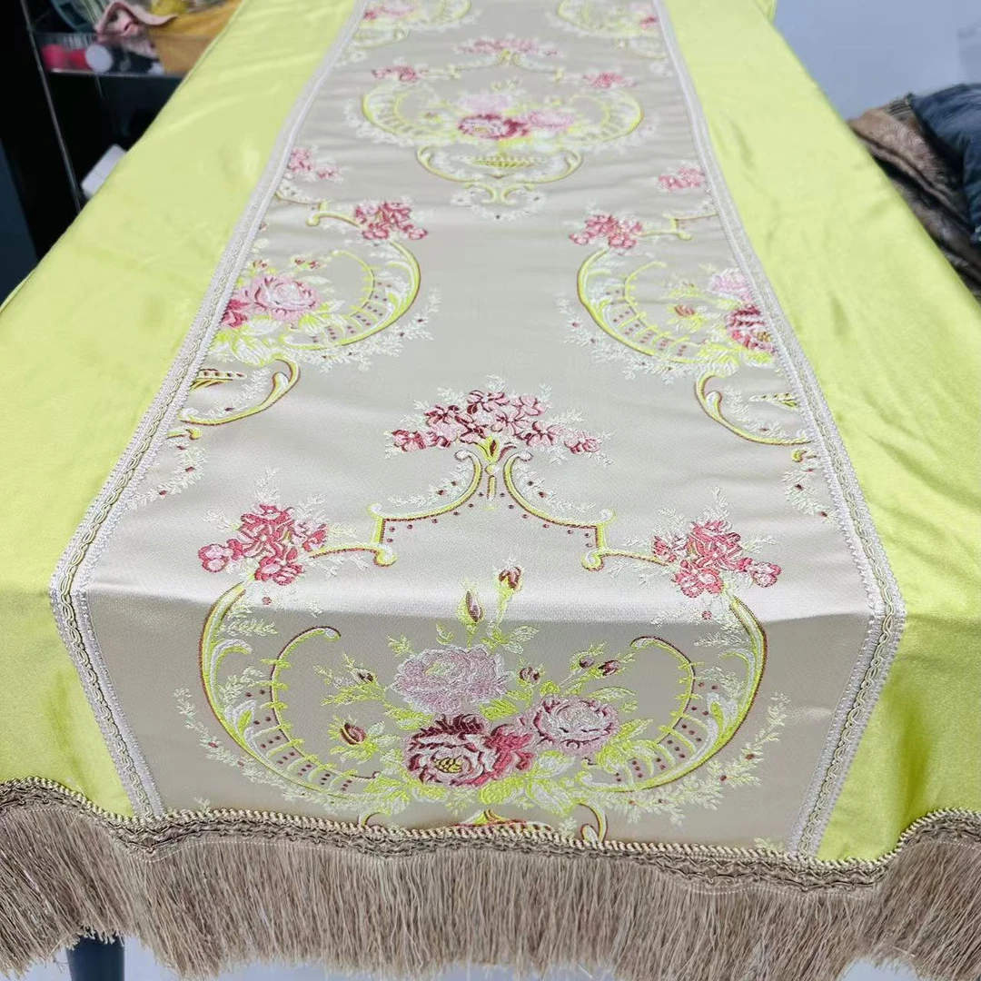 双开绿色70×150内径（含花边180长）拼接高精天丝重工刺绣