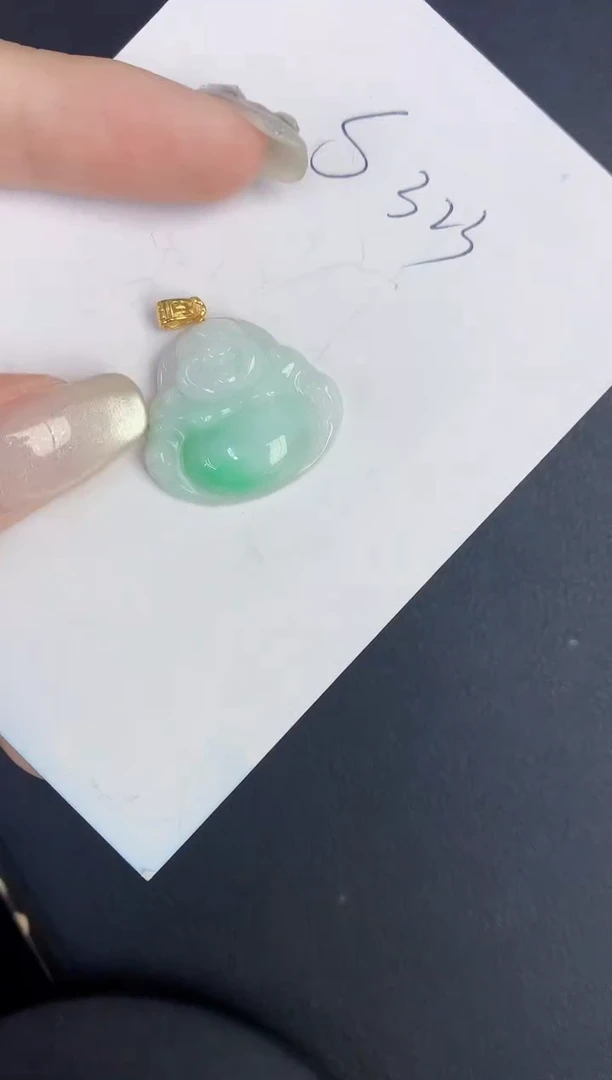 翡翠未镶嵌颈饰缅甸天然翡翠A货
