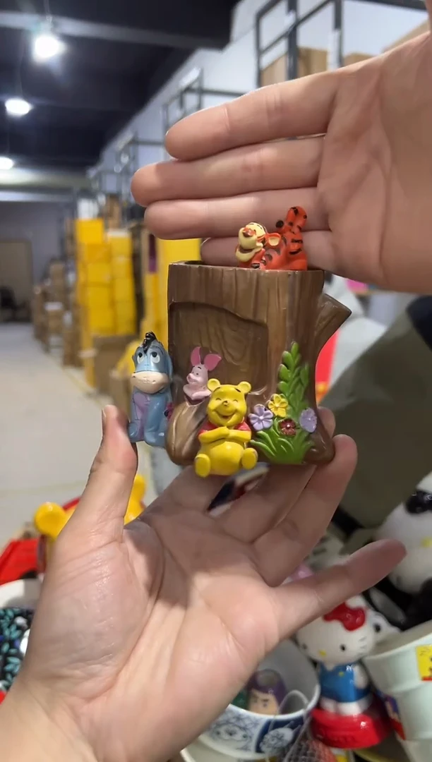 【闪购商品】杯树脂维尼树桩笔筒A