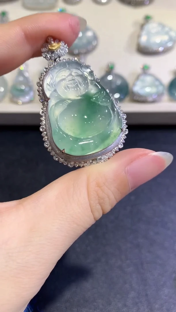 【闪购商品】翡翠颈饰18K金镶嵌B164