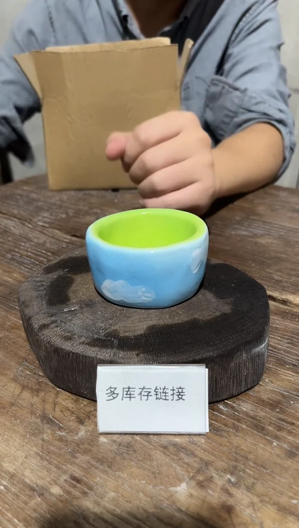 25釉下彩手绘陶瓷