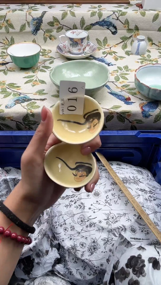 瓷片·**·           016