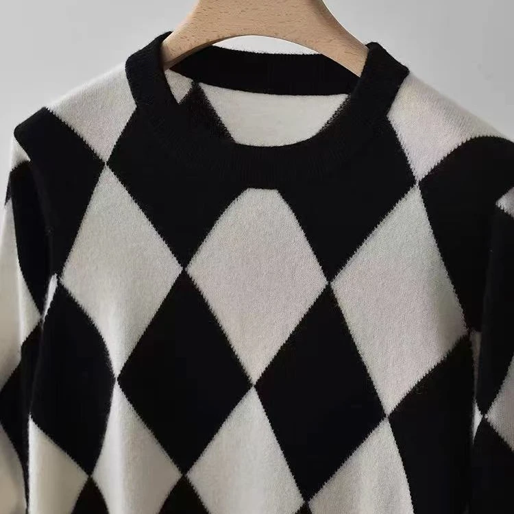 视觉显瘦精纺新款撞色菱形格针织衫（专拍切勿直接下单）