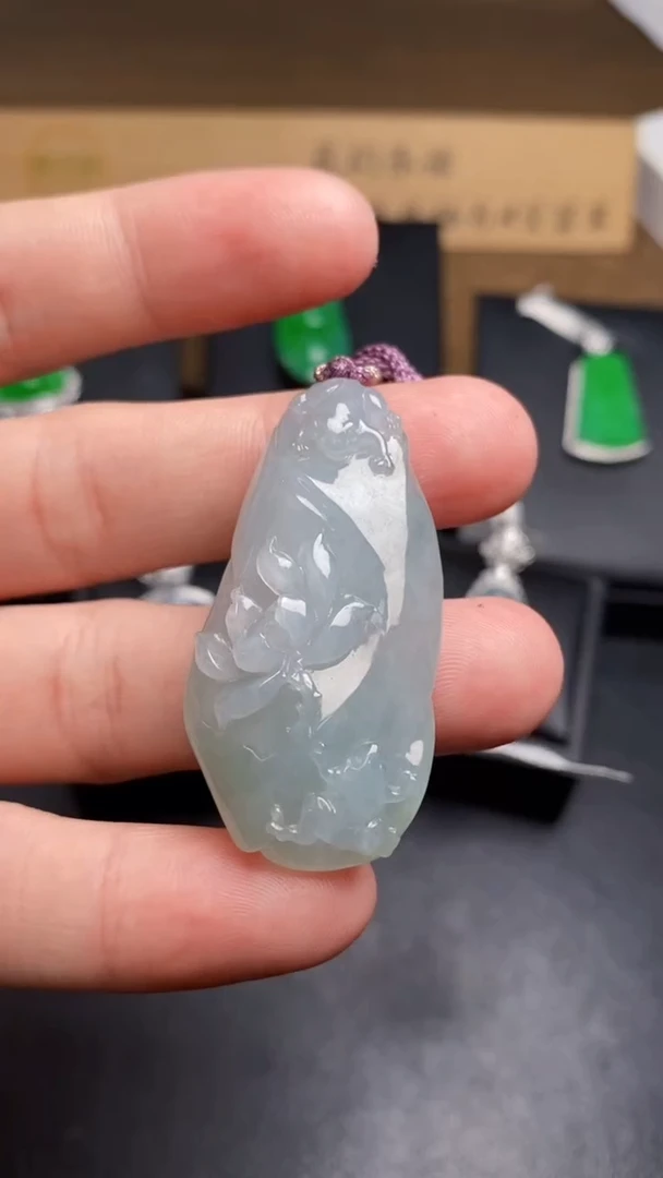 【闪购商品】翡翠颈饰未镶嵌翡翠