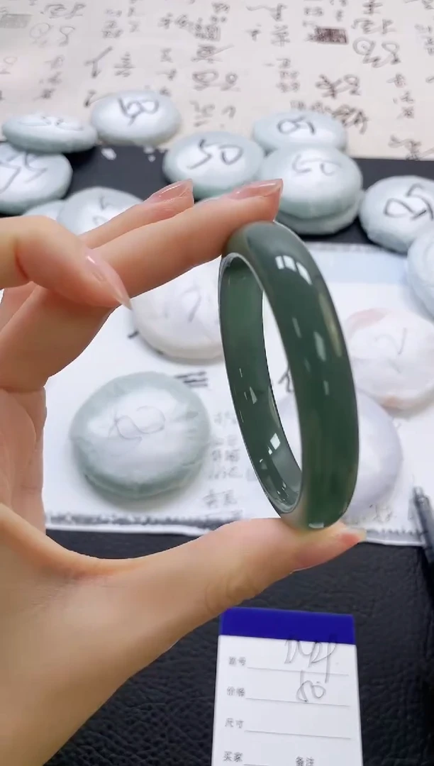 未镶嵌手镯石英质玉429-55