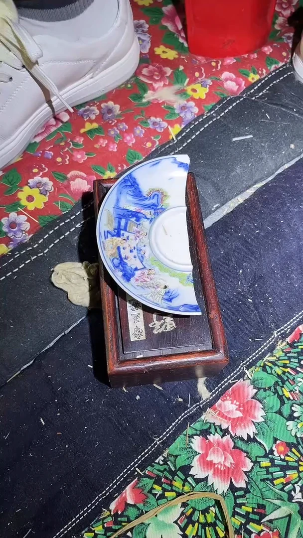 瓷片呃呃呃呃呃呃呃呃59