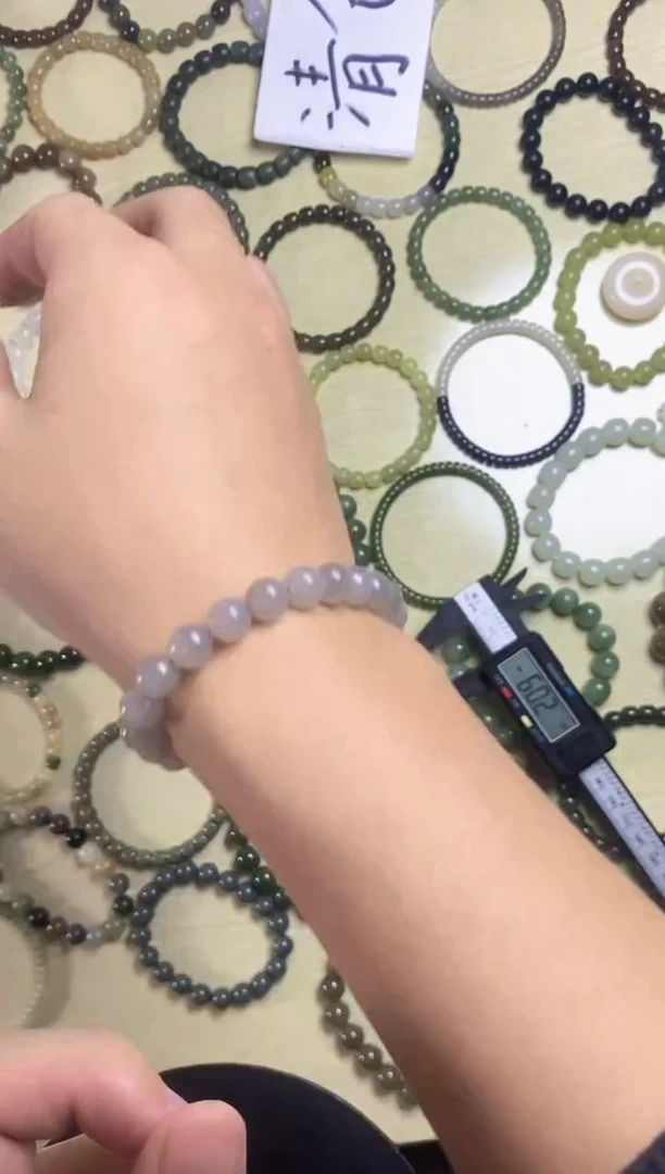 未镶嵌手链和田玉?****?和田玉多样性链接