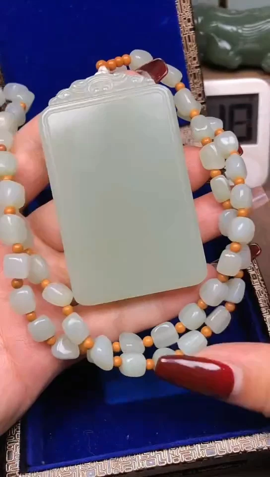 【闪购商品】和田玉颈饰未镶嵌1