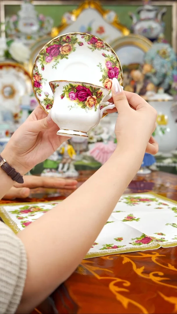 骨瓷米多家中古瓷器如图所示59