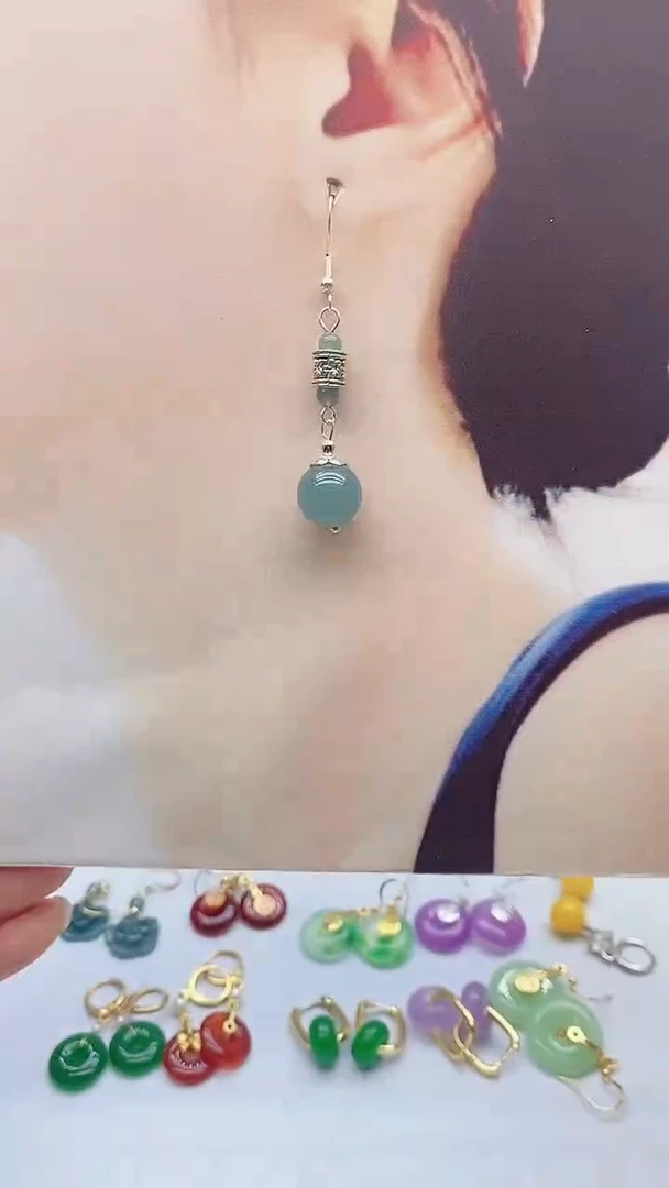 银S925镶嵌石英质玉（天山翠）耳饰30