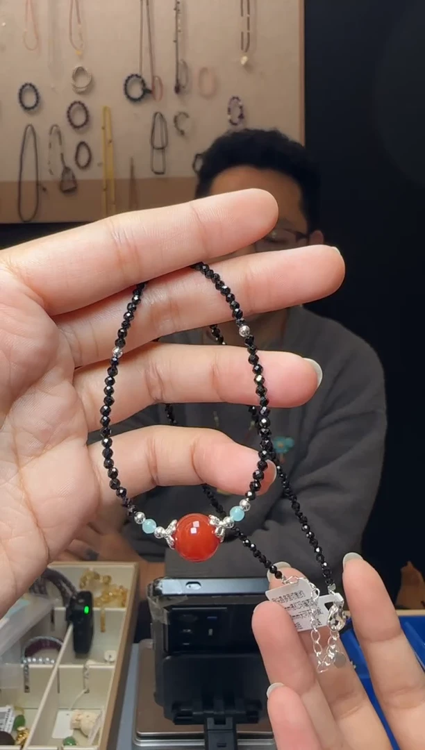 【闪购商品】尖晶石手串未镶嵌黑尖晶DIY手链