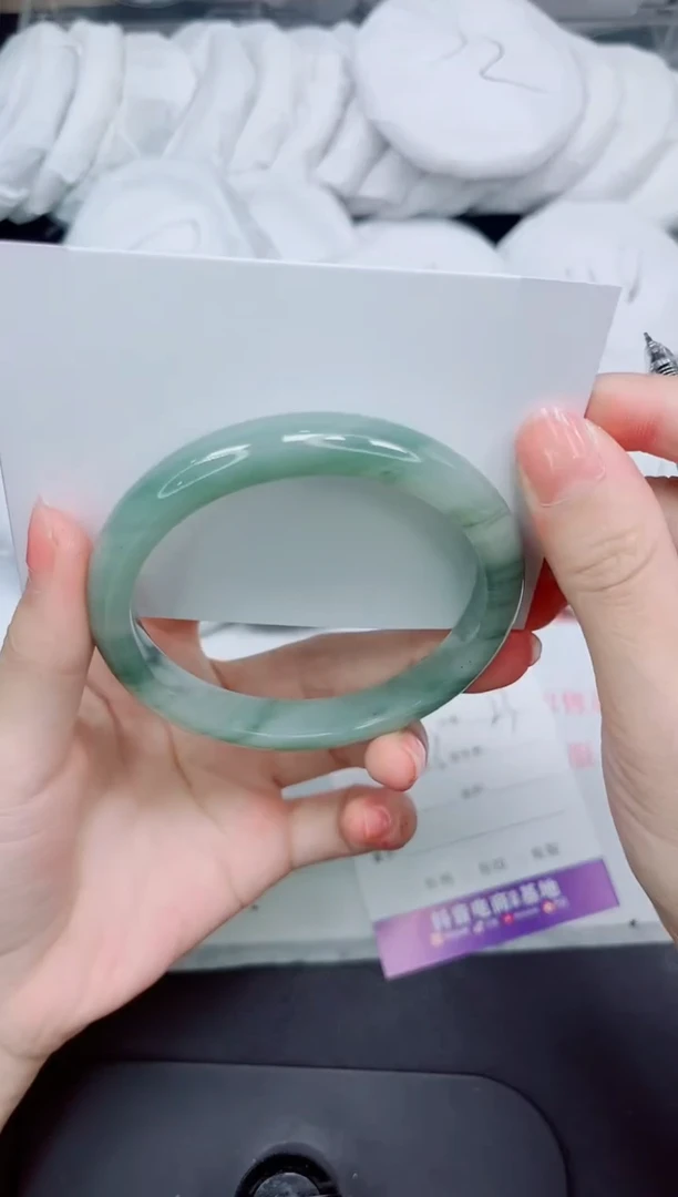 石英质玉手镯未镶嵌271-60