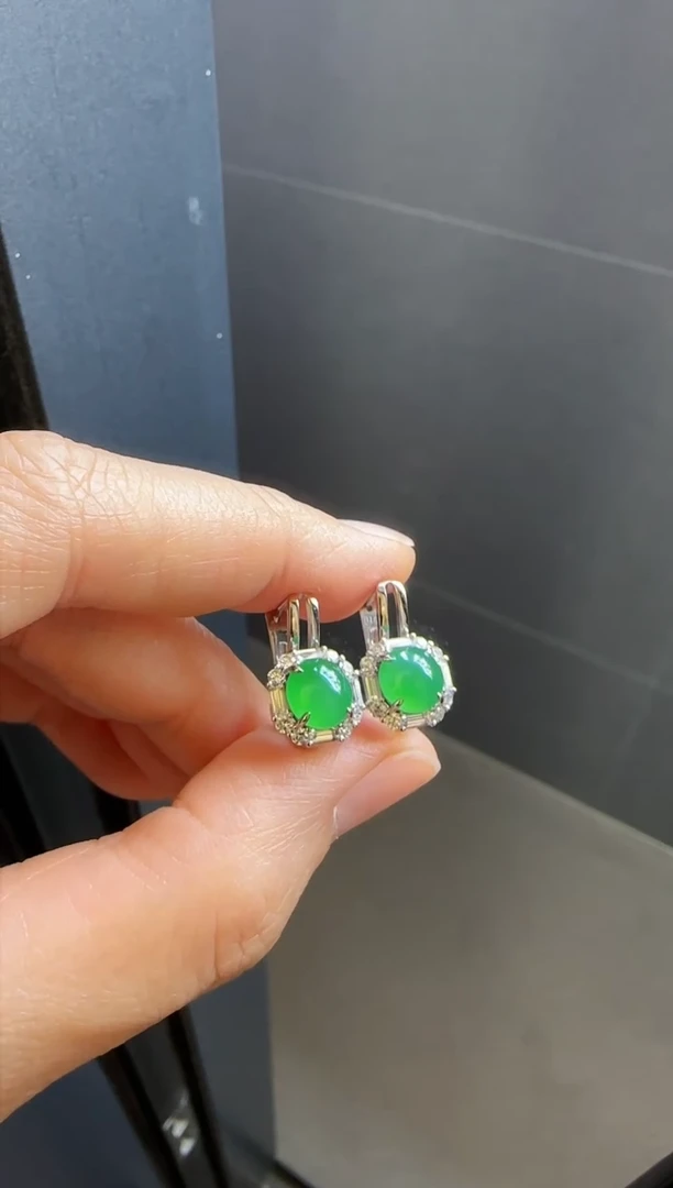 【闪购商品】翡翠耳饰18K金镶嵌00007300