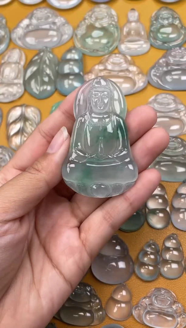 翡翠未镶嵌吊坠(不含链)观音60 37 5.8