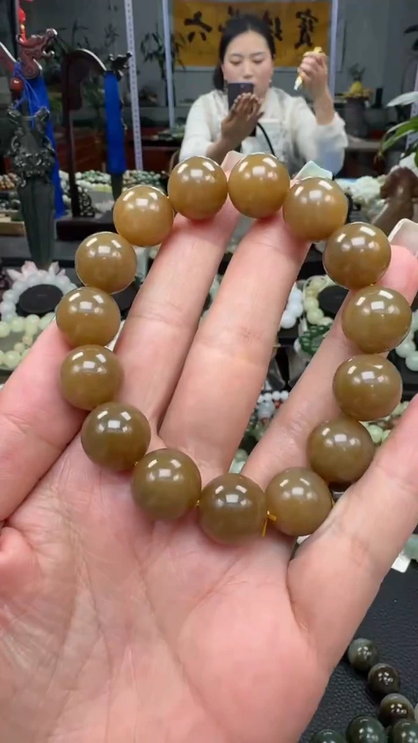未镶嵌手串和田玉新疆且末金山红糖卡14