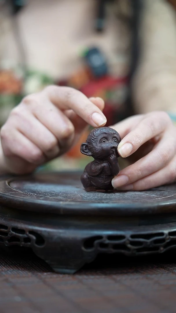 茶壶紫砂宜兴紫砂岁颐传砂精美创意茶宠