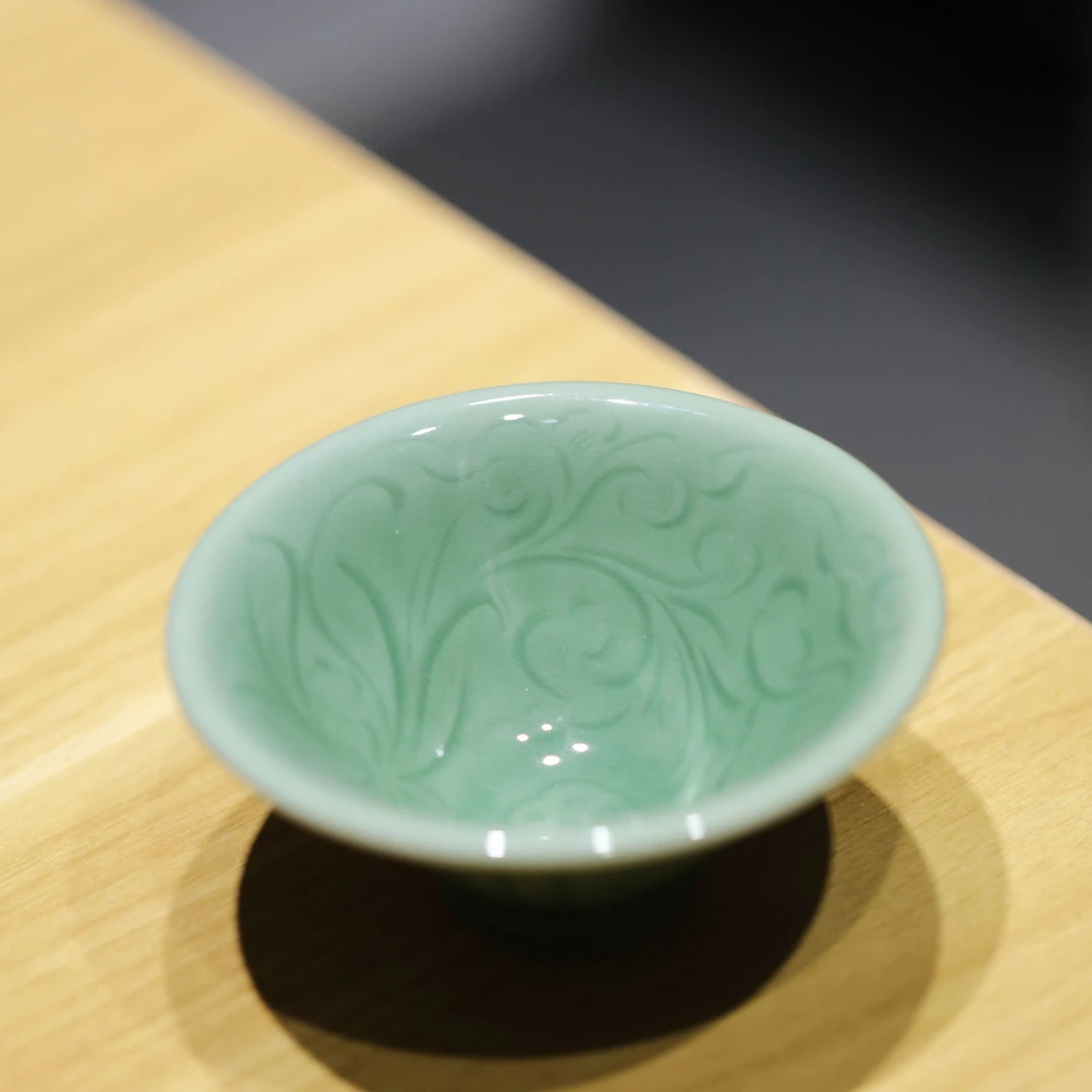 【问鼎】龙泉问鼎/梅子青/斗笠杯01(缠枝莲)