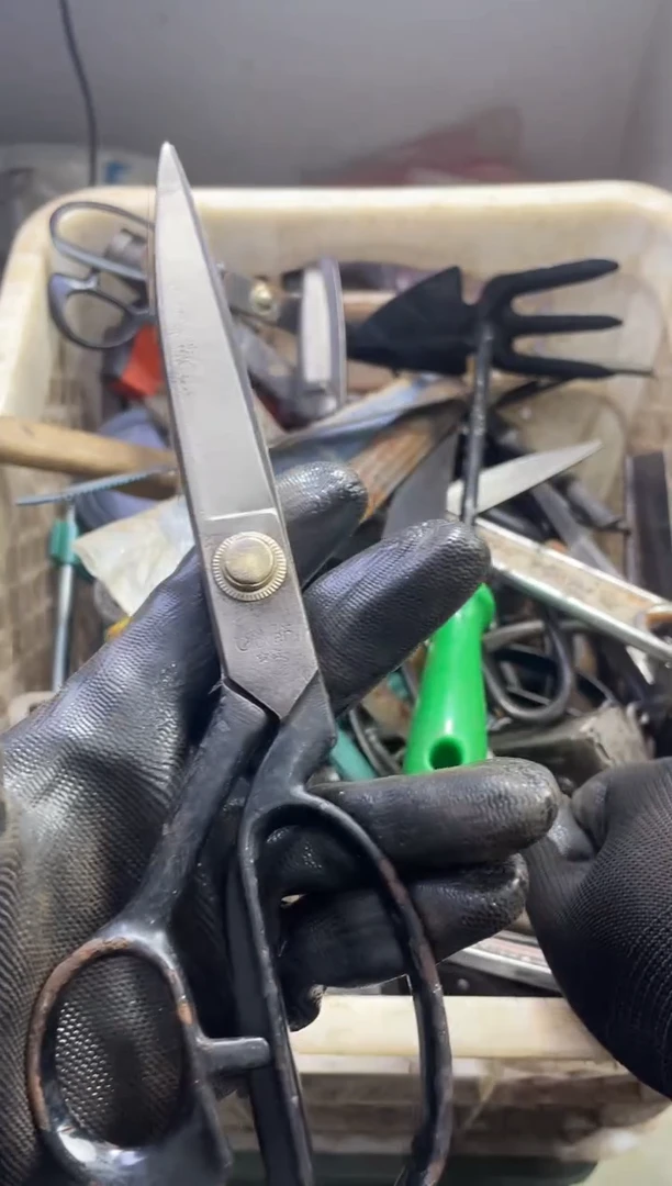 镁深****顶阿古百货商行闪购