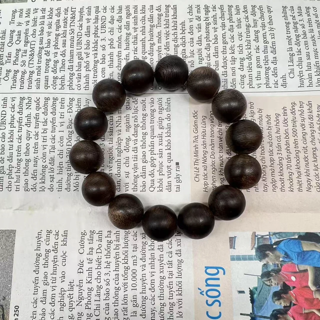 JXJ-YN133-J05柬埔寨海沉沉香单圈手串（多样性发货）