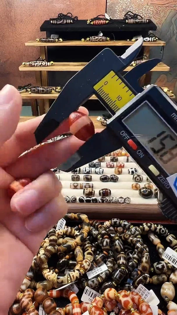 玛瑙/玉髓（覆膜）颈饰合金50(微瑕随机发货）