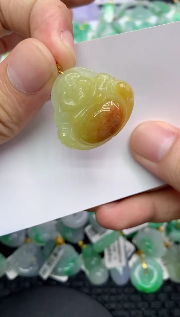 翡翠18K金镶嵌颈饰1111111111