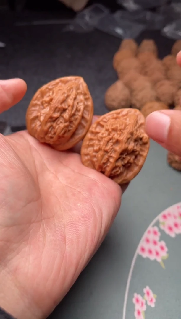 把件文玩核桃a288    大红袍    40尺