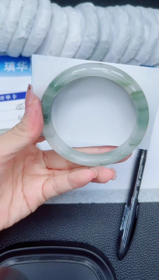 石英质玉手镯未镶嵌256-60.6